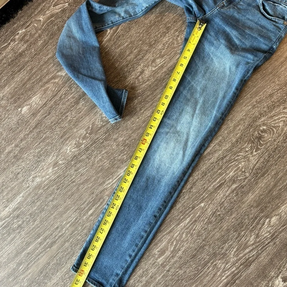 J. Crew 484 Japanese denim slim fit men’s‎ jeans.